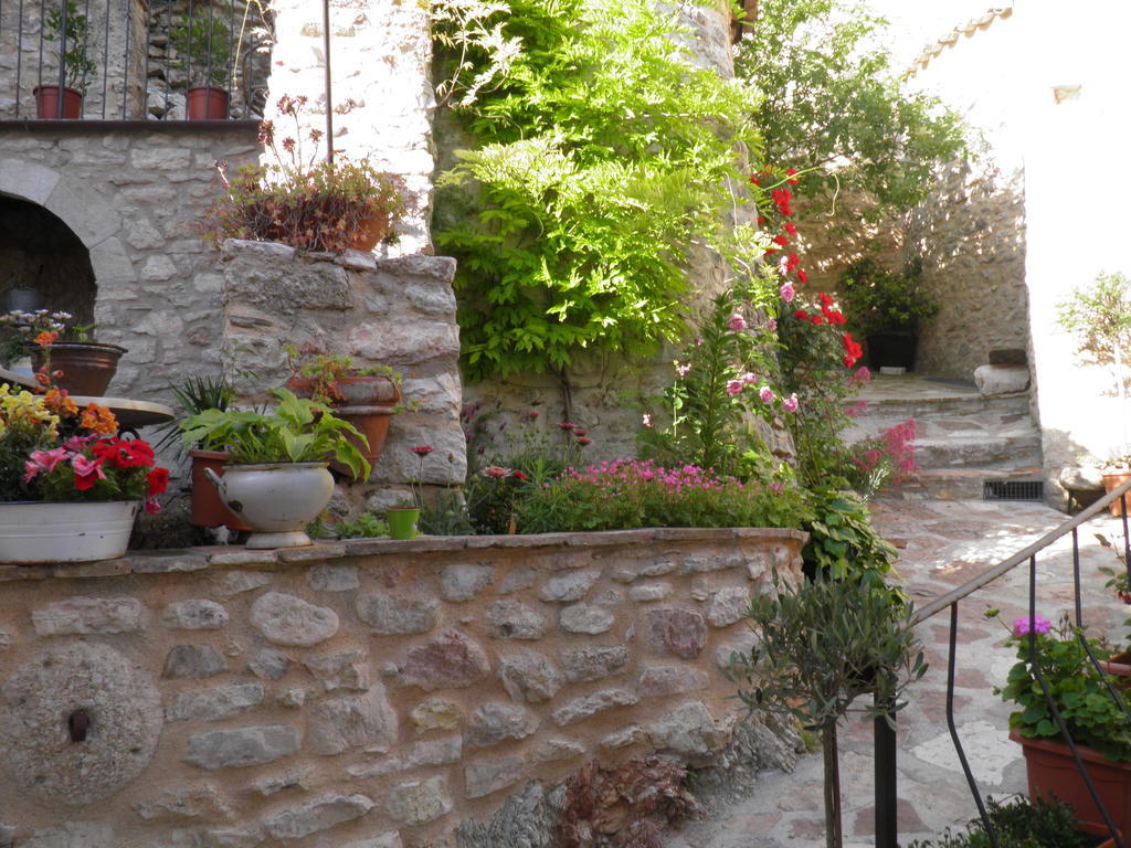 Residenza Di Paese Castello Del Poggio Hotel Ferentillo Ngoại thất bức ảnh