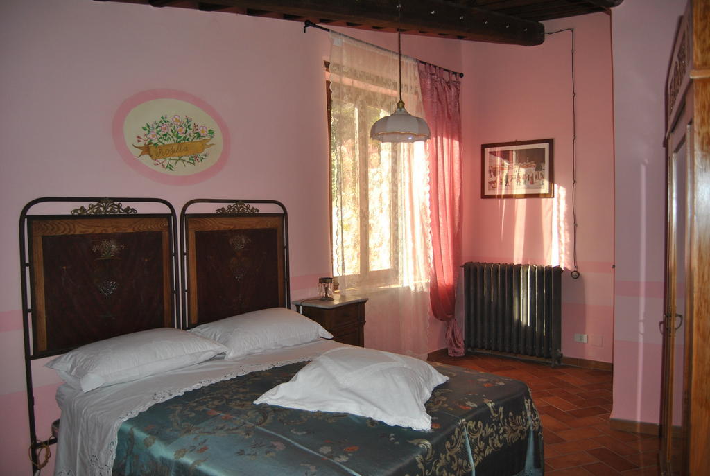 Residenza Di Paese Castello Del Poggio Hotel Ferentillo Phòng bức ảnh